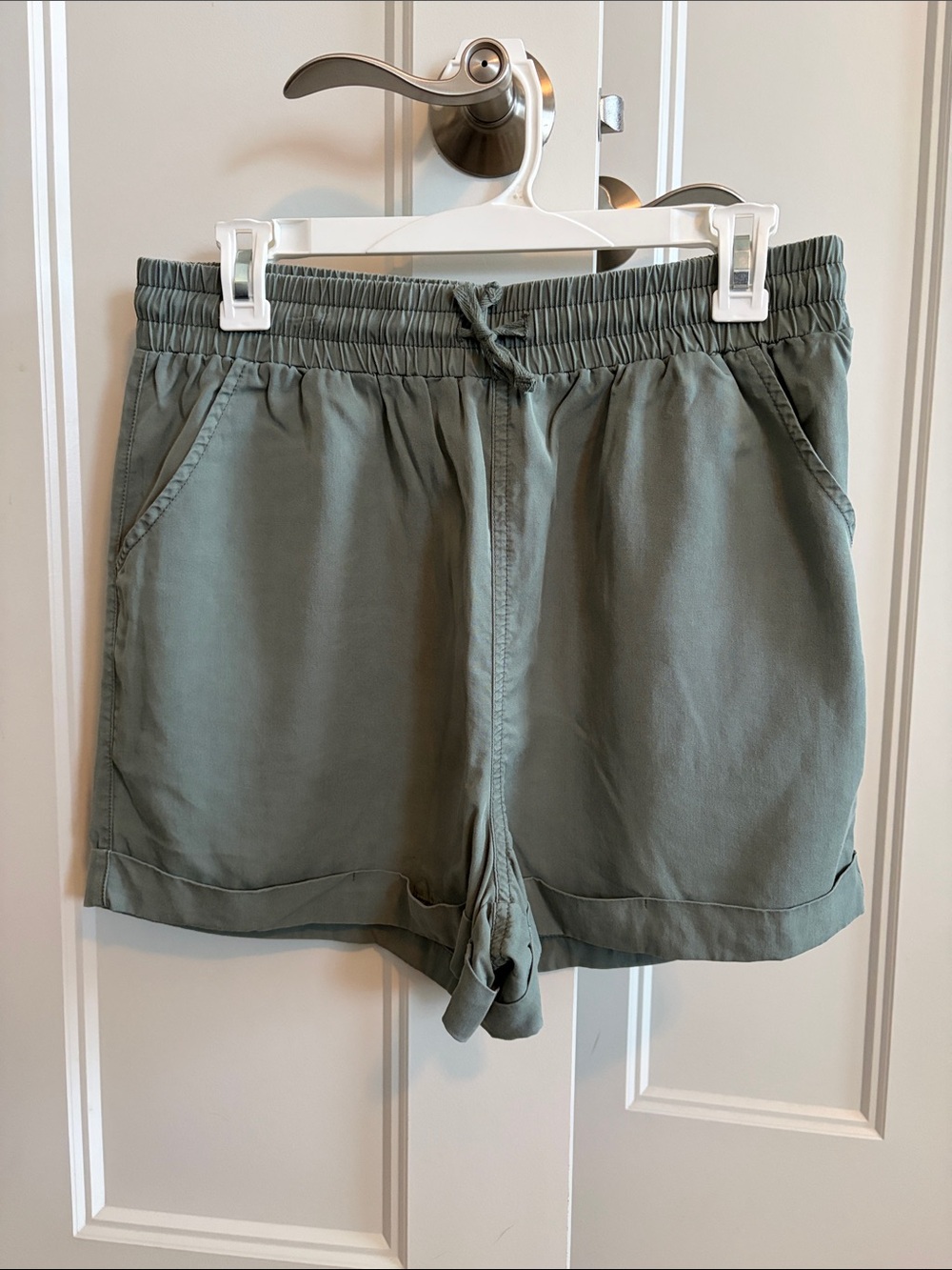 Universal Thread Olive High-Rise Drawstring Shorts